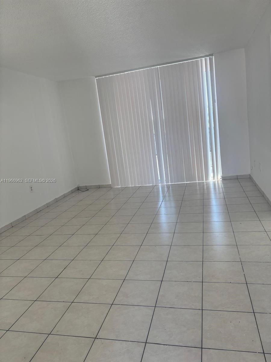 19715 SW 114th Ave # 352, Miami FL 33157