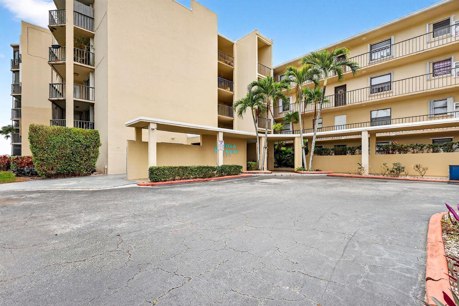 890 N Federal Highway # 403, Lantana FL 33462 photo 4