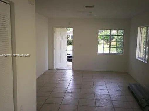 937 SW 8th Pl, Florida City FL 33034 photo 3