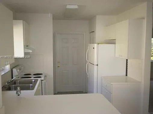937 SW 8th Pl, Florida City FL 33034 photo 4