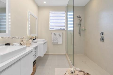 6309 NW 104 th Path, Doral FL 33178 photo 2