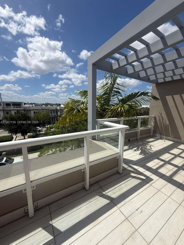 6309 NW 104 th Path, Doral FL 33178 photo 5