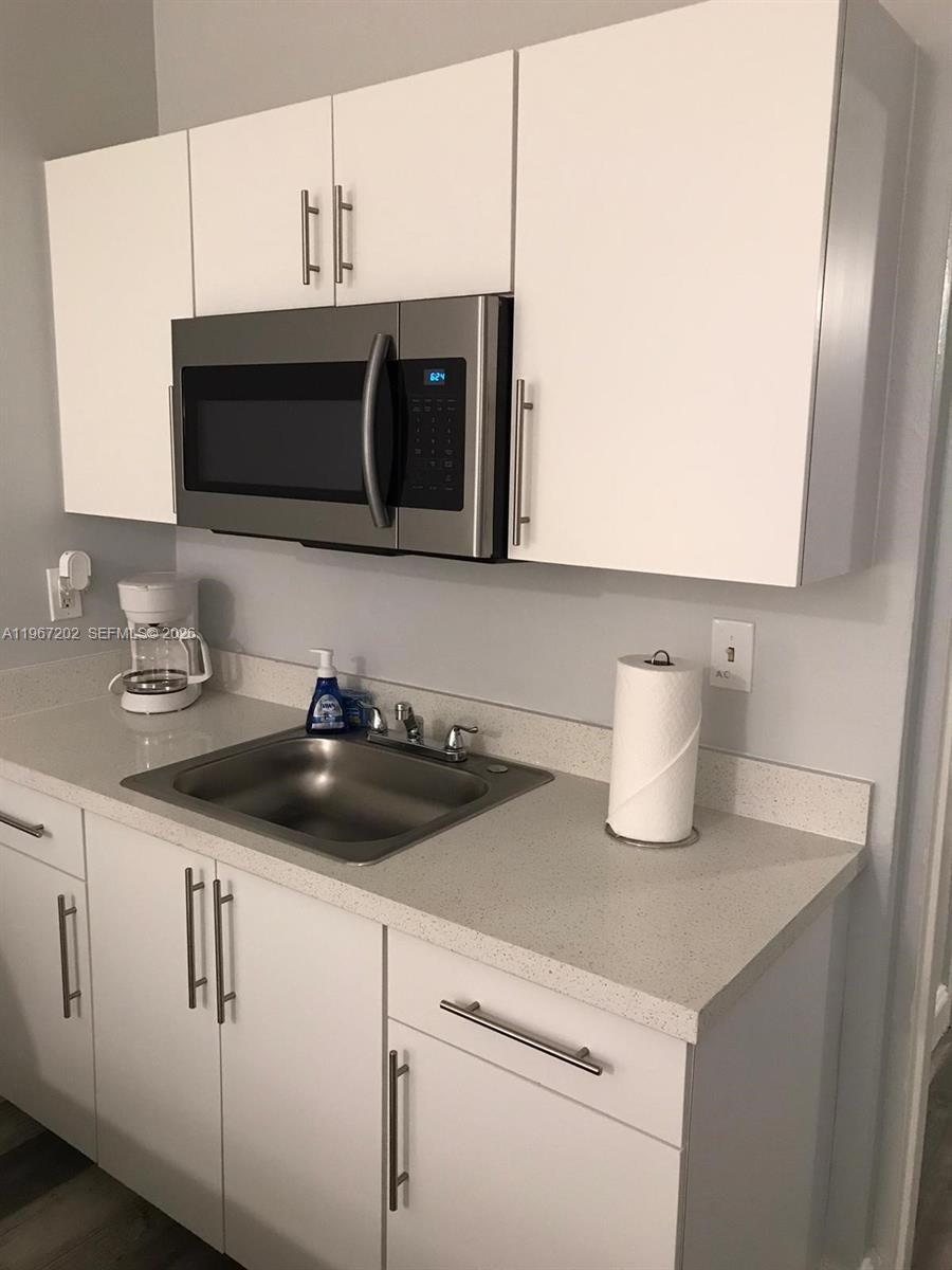 26 Diplomat Pkwy # 2215, Hallandale Beach FL 33009 photo 2