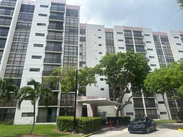 17021 N Bay Rd # 904, Sunny Isles Beach FL 33160