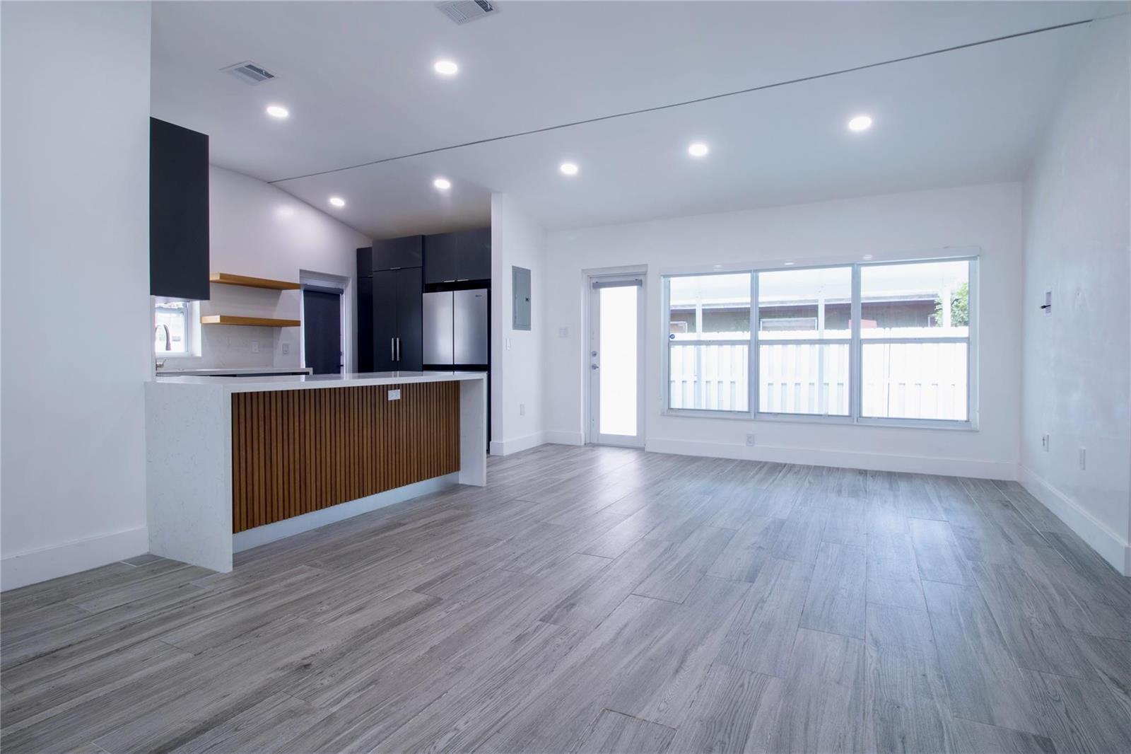 245 SW 20th Street, Fort Lauderdale FL 33315