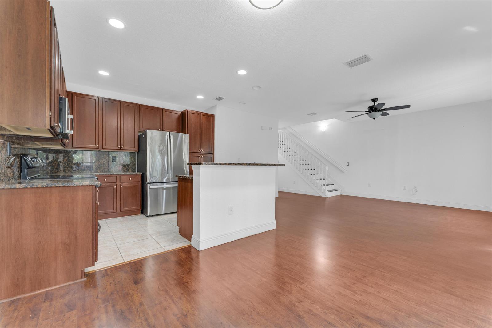 6077 Grand Cypress Circle W, Coconut Creek FL 33073 photo 3