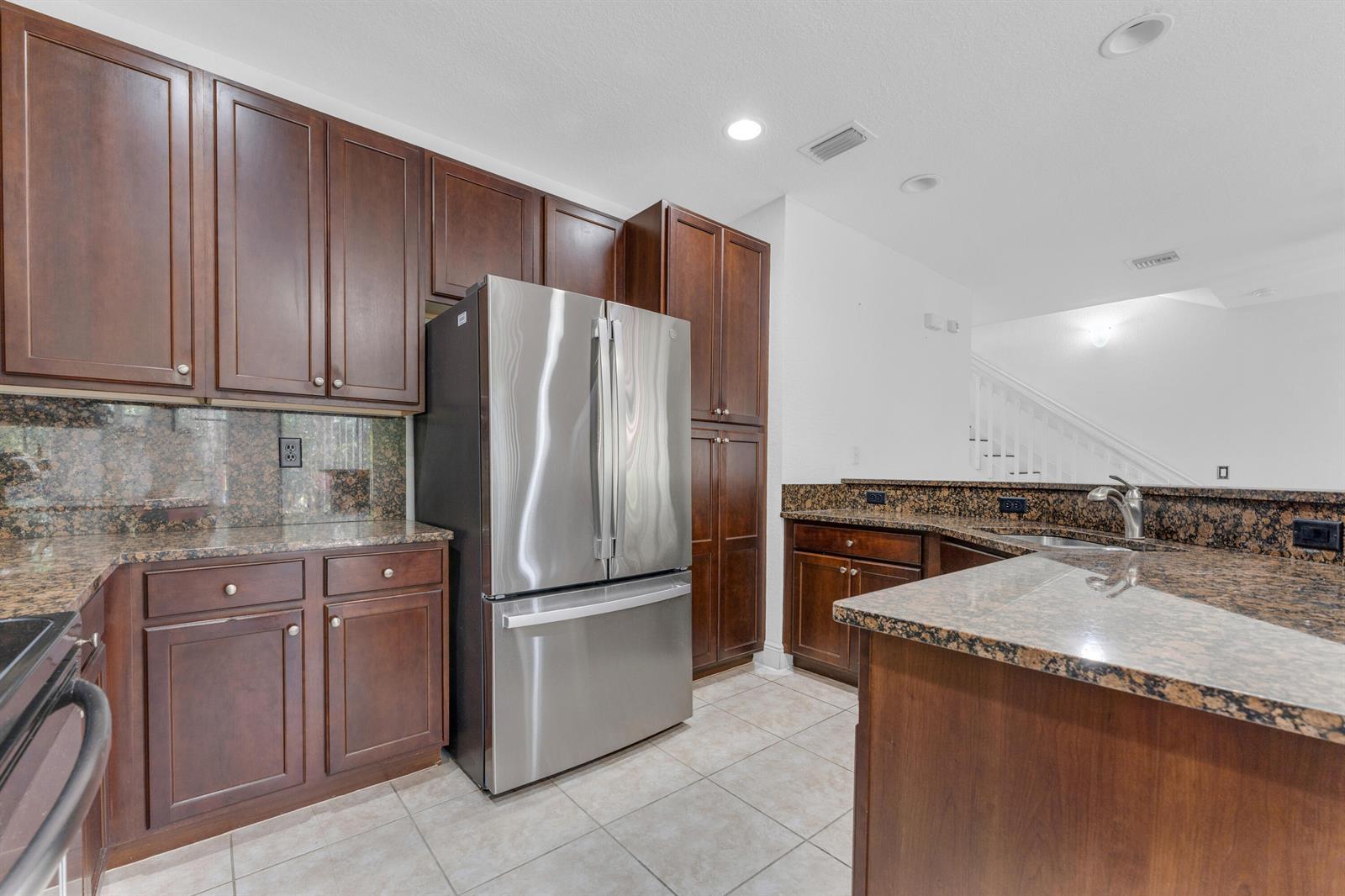 6077 Grand Cypress Circle W, Coconut Creek FL 33073 photo 4
