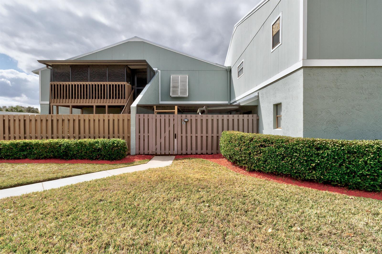1136 Breezy Way # 3b, Sebastian FL 32958 photo 2