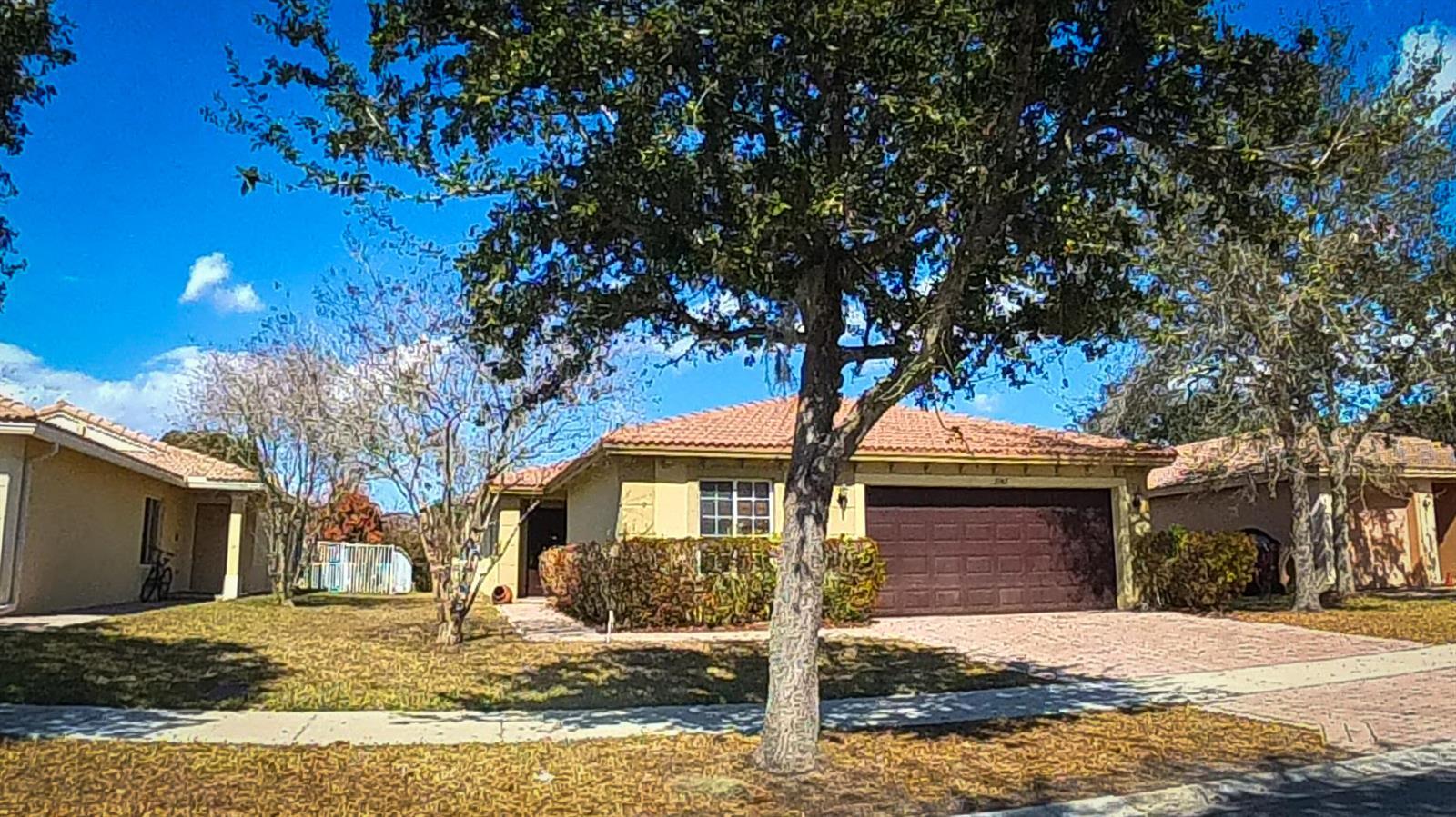 2142 SW Newport Isles Boulevard, Port St. Lucie FL 34953 photo 2