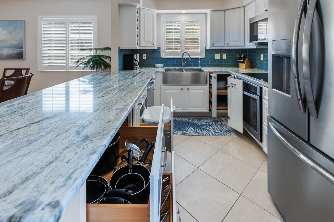 2950 SE Ocean Boulevard # 304, Stuart FL 34996 photo 3
