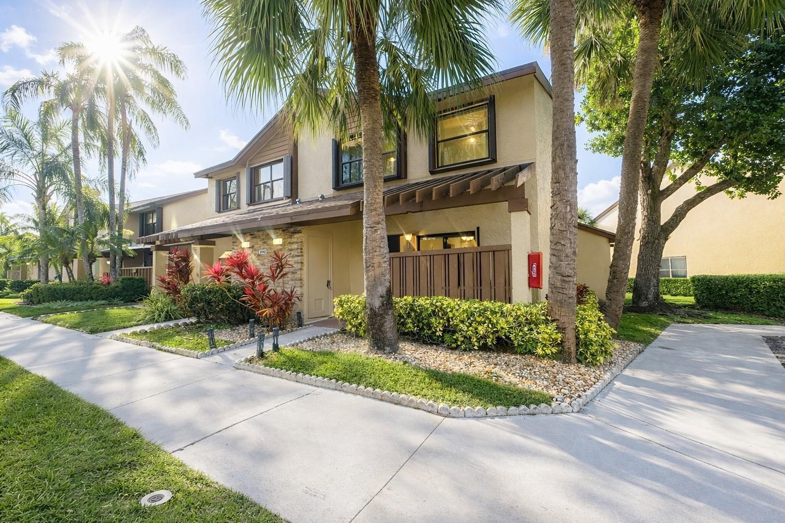3950 Cocoplum Circle # F, Coconut Creek FL 33063 photo 2