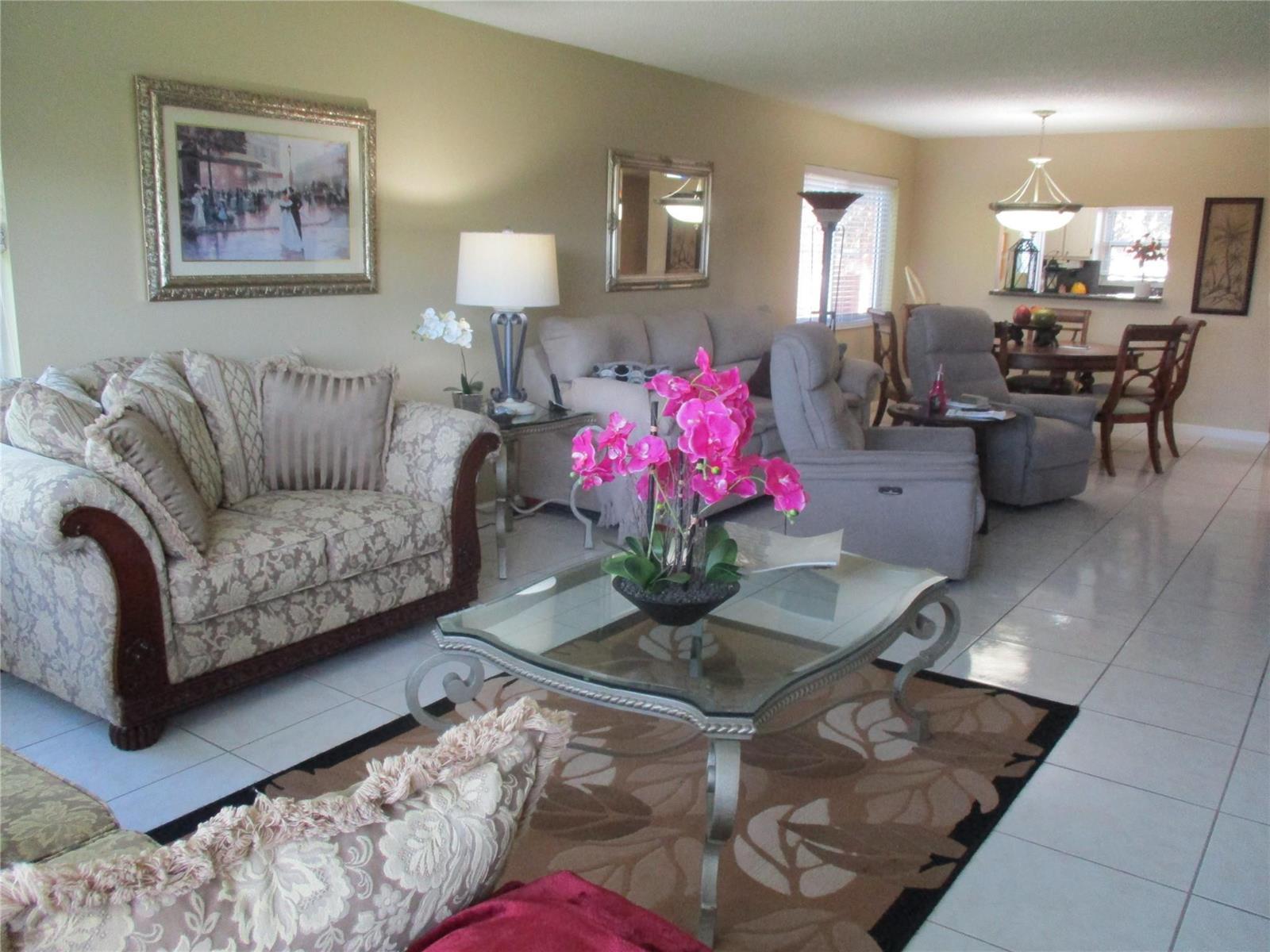 9541 Sunrise Lakes Boulevard # 210, Sunrise FL 33322 photo 3