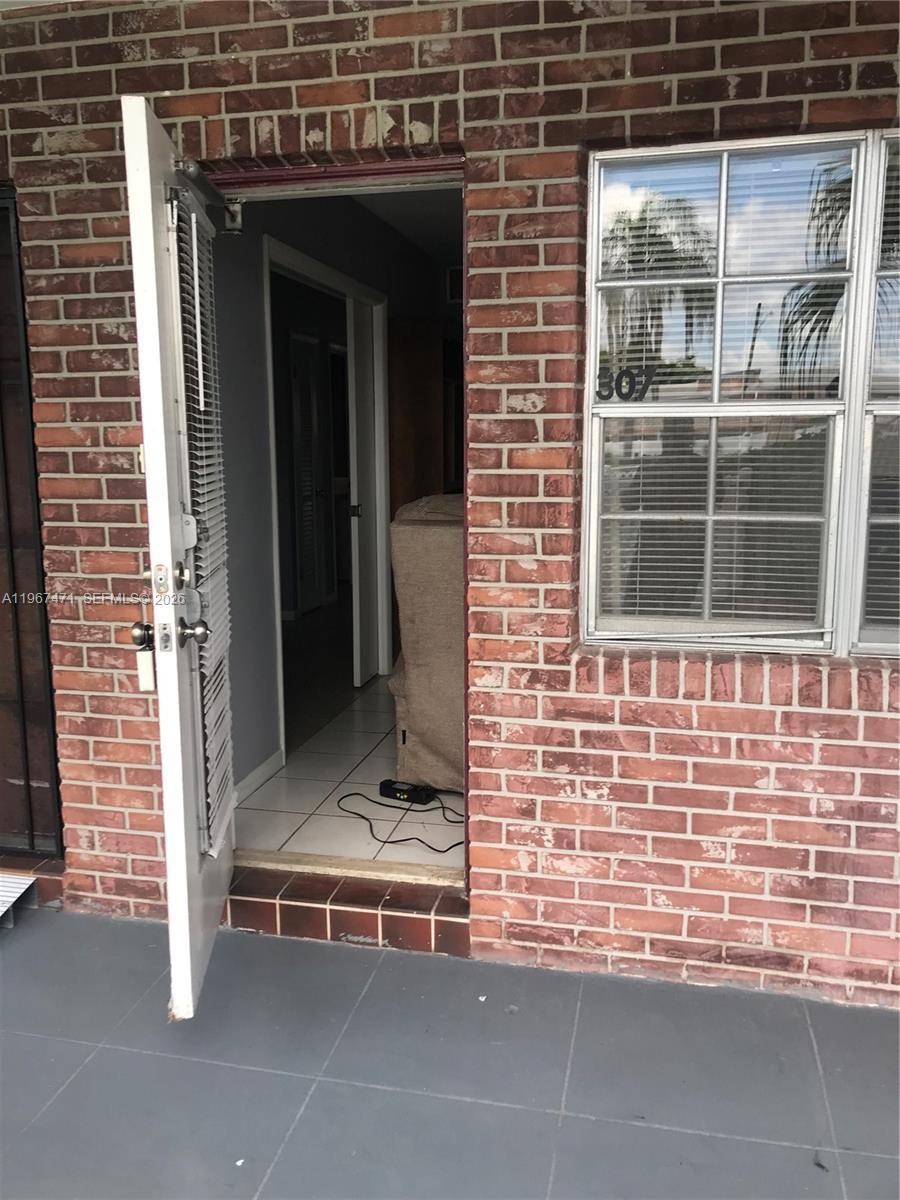 1100 Atlantic Shores Blvd # 307, Hallandale Beach FL 33009 photo 3