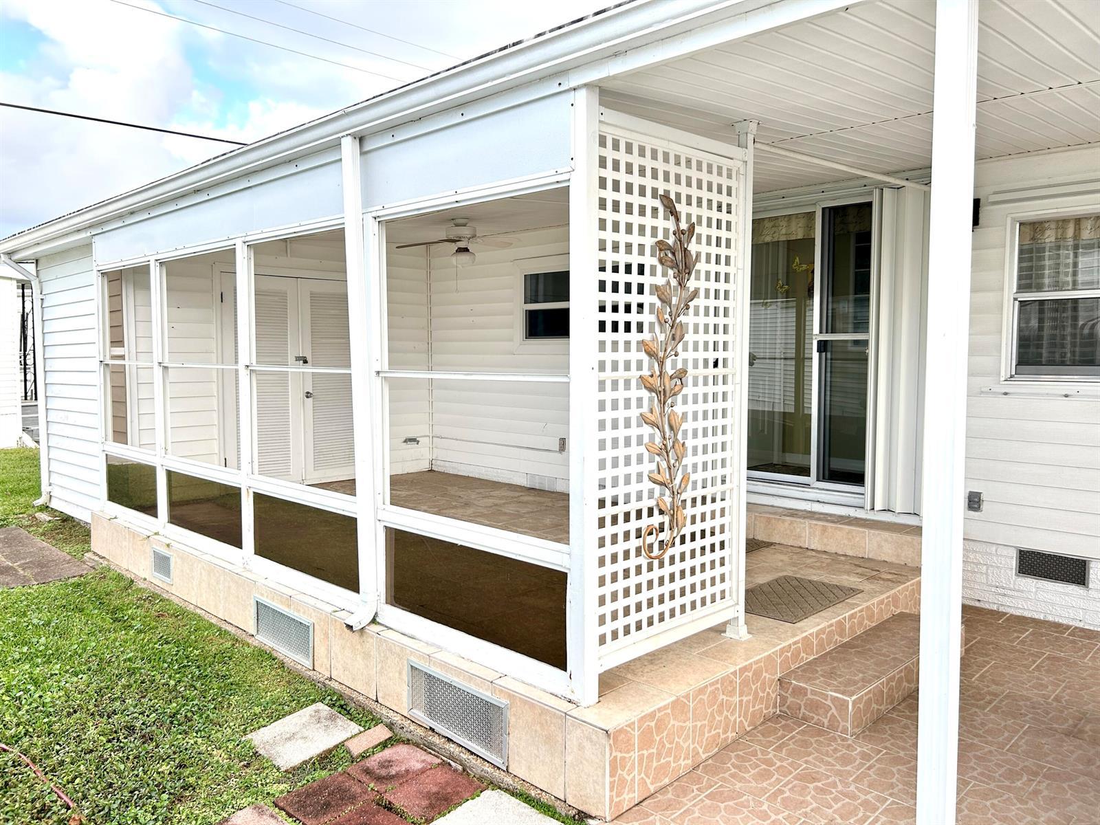 1401 S 33 Road, Hollywood FL 33021 photo 3