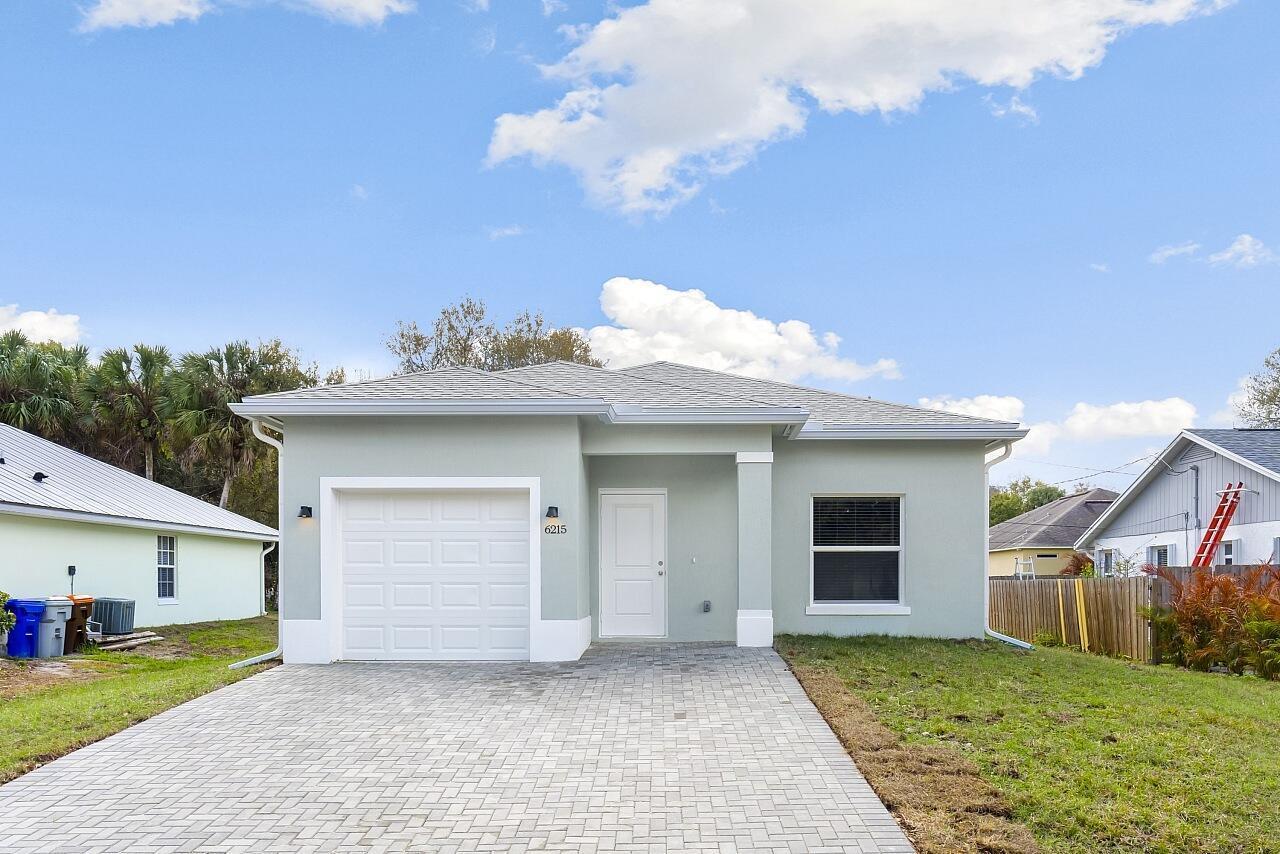 6215 4th Lane, Vero Beach FL 32968 photo 2