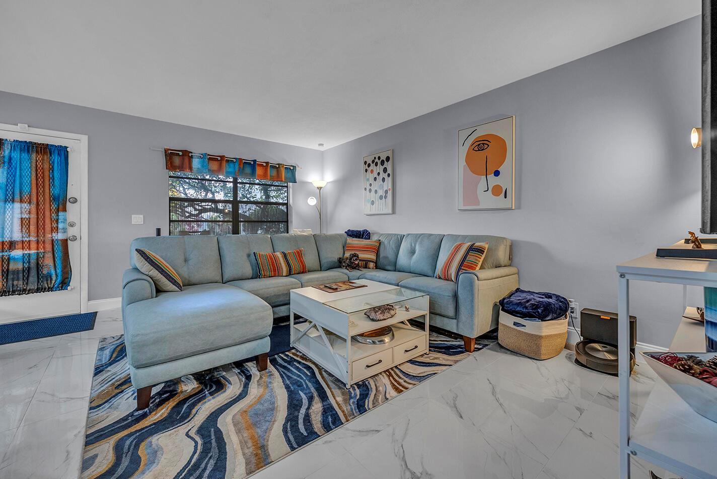 162 Capri D, Delray Beach FL 33484 photo 4