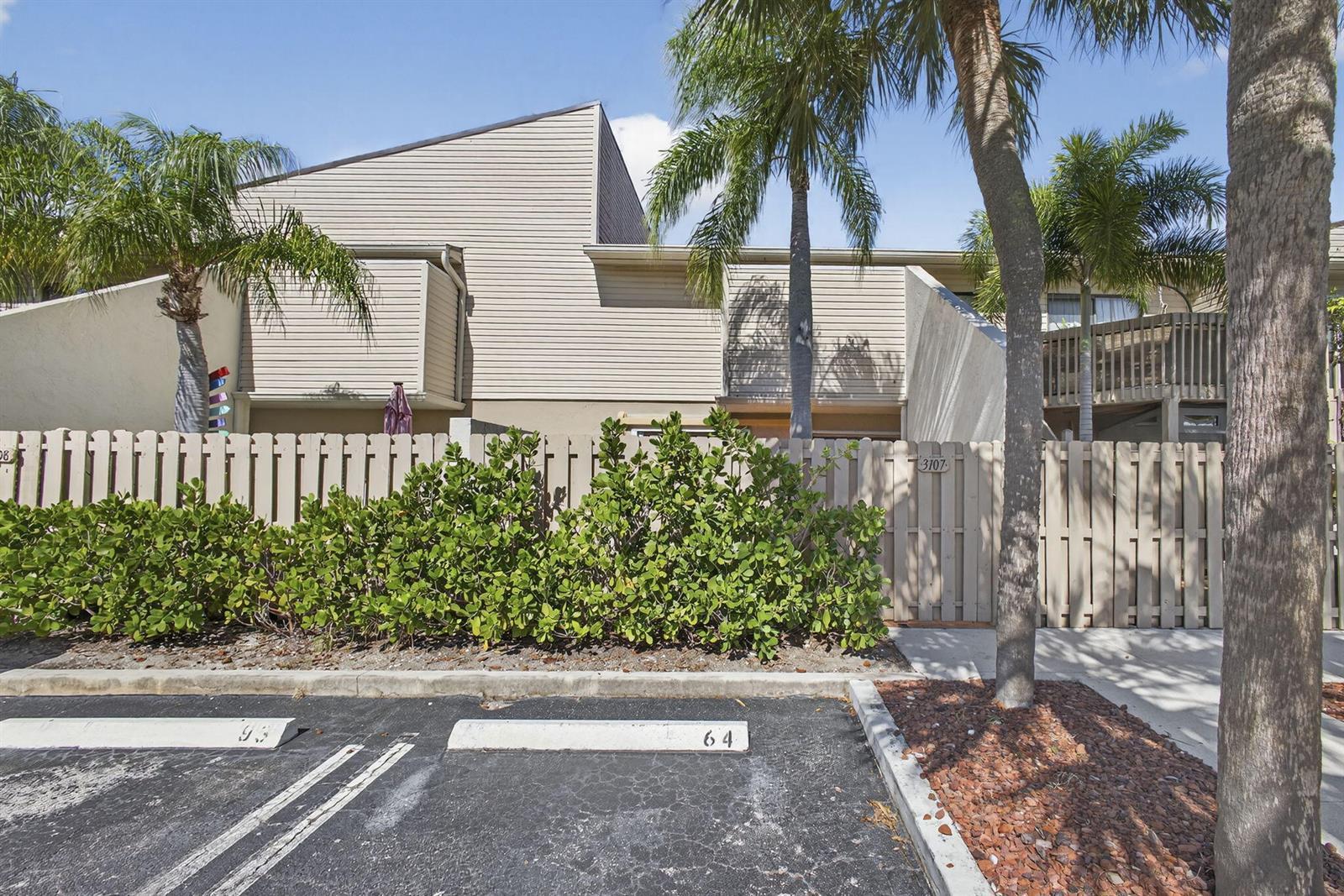 612 Executive Center Drive # 3107, West Palm Beach FL 33401