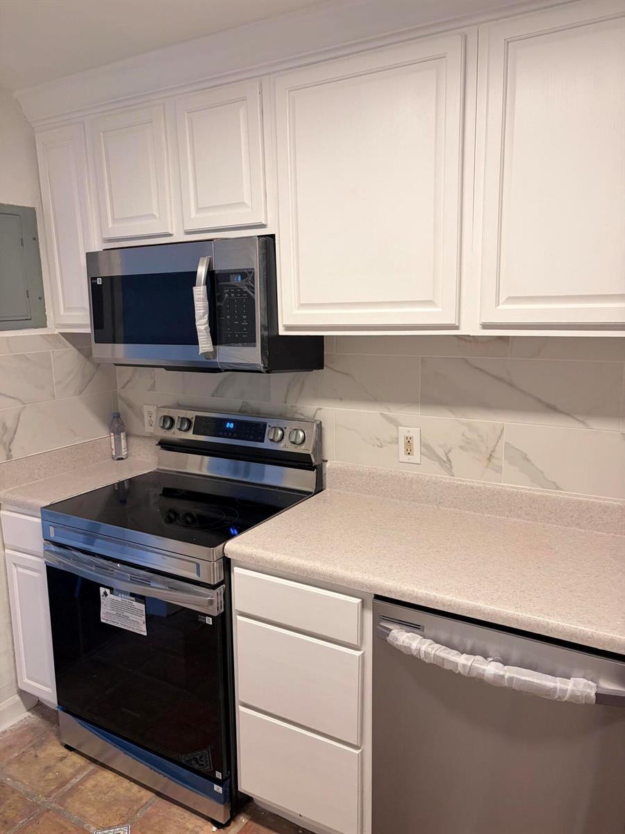 213 SE 9th Street, Delray Beach FL 33483 photo 5