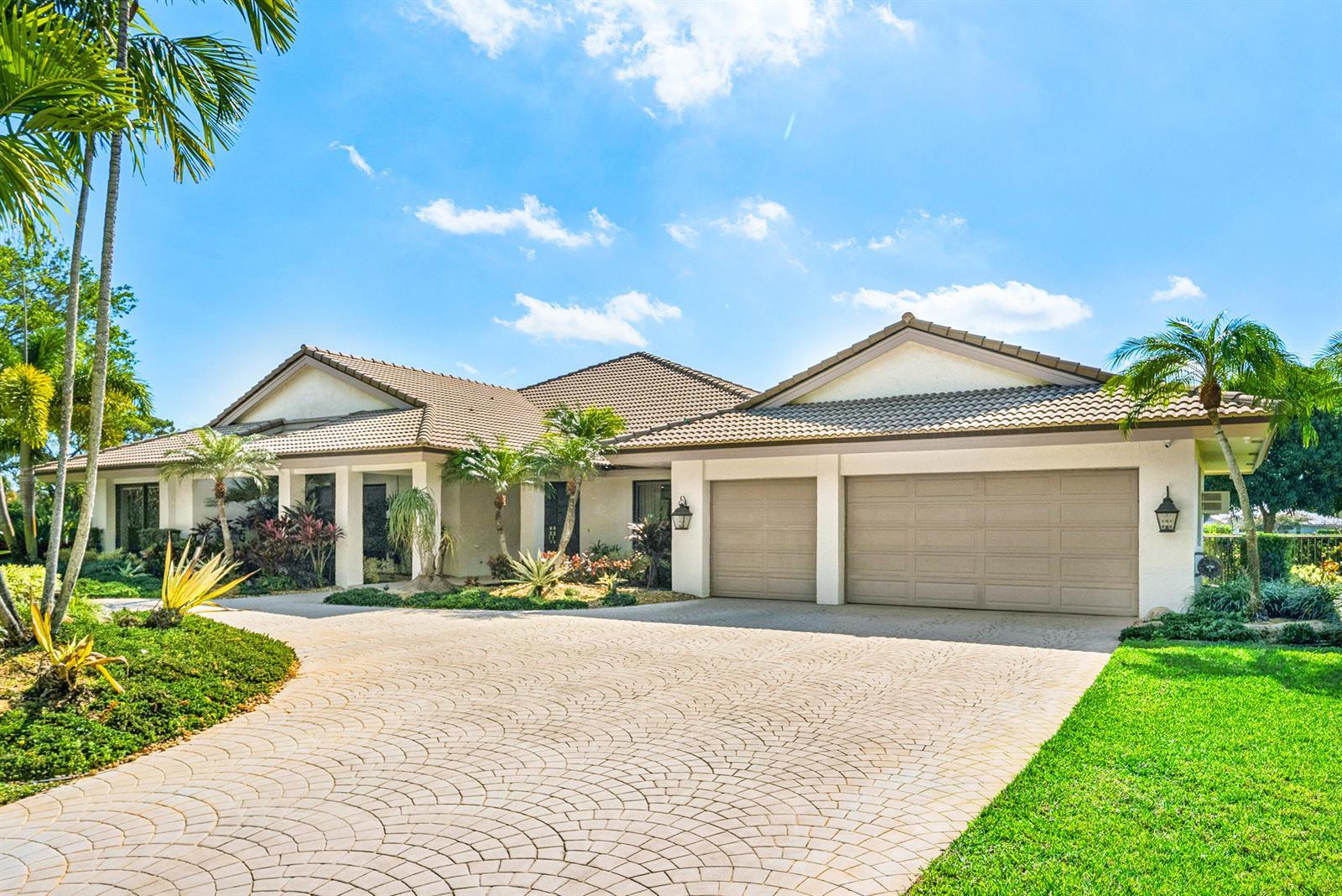 5221 Estates Drive, Delray Beach FL 33445 photo 3
