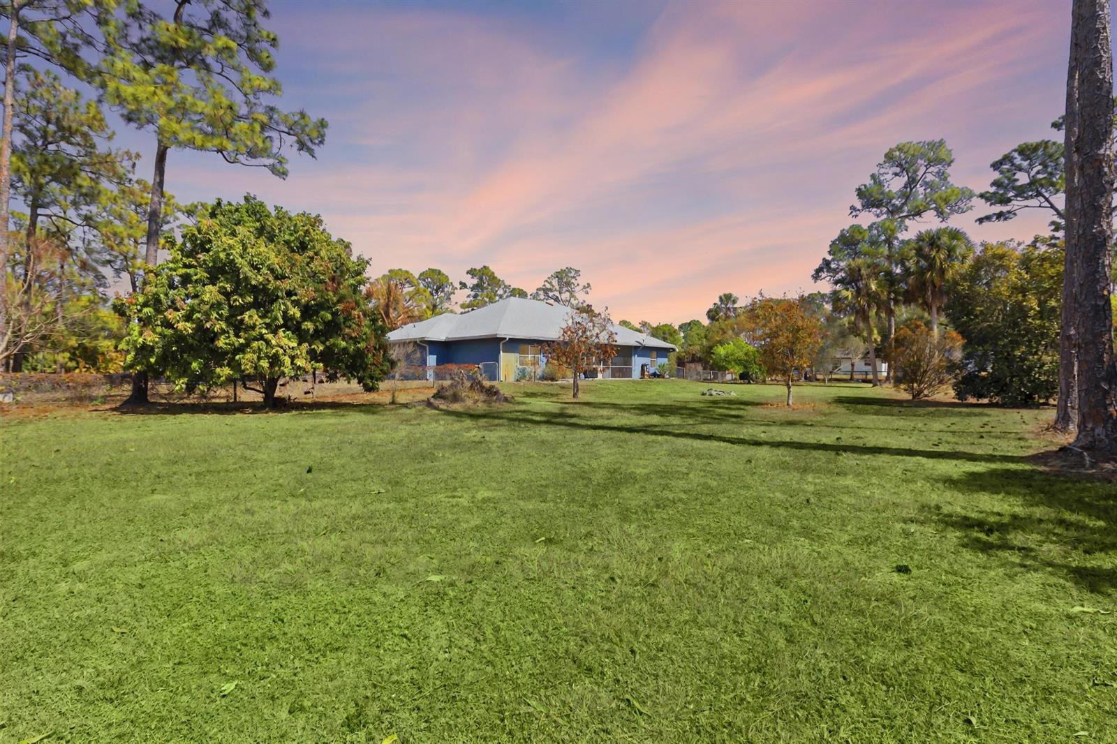 15808 89th Place N, FL 33470 photo 3