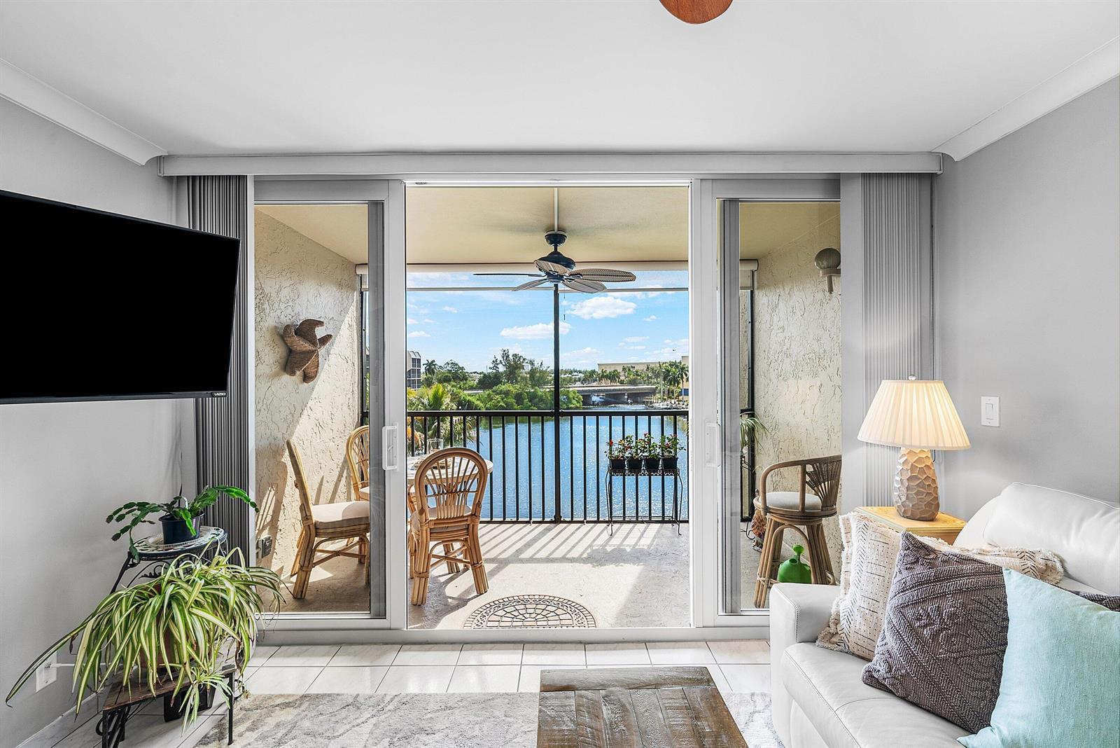 7 Royal Palm Way # 507, Boca Raton FL 33432 photo 2