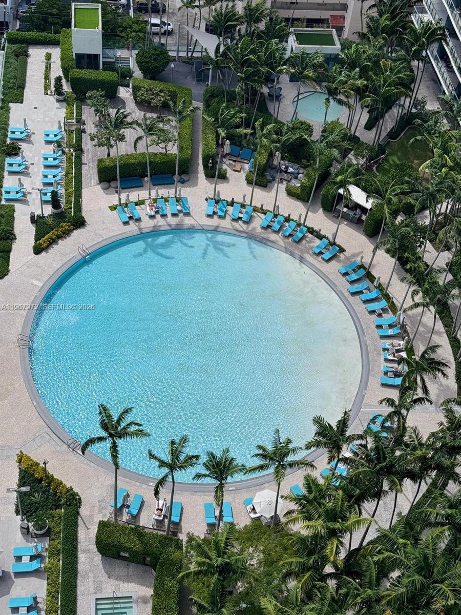 650 NE 32nd St # 2507, Miami FL 33137 photo 2