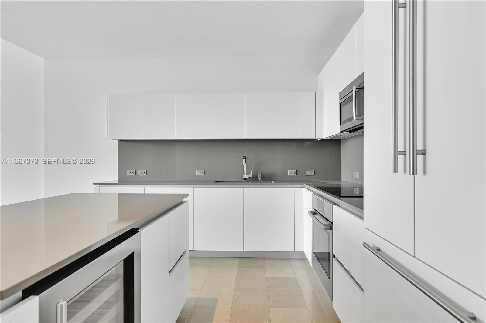 68 SE 6th St # 4110, Miami FL 33131 photo 5