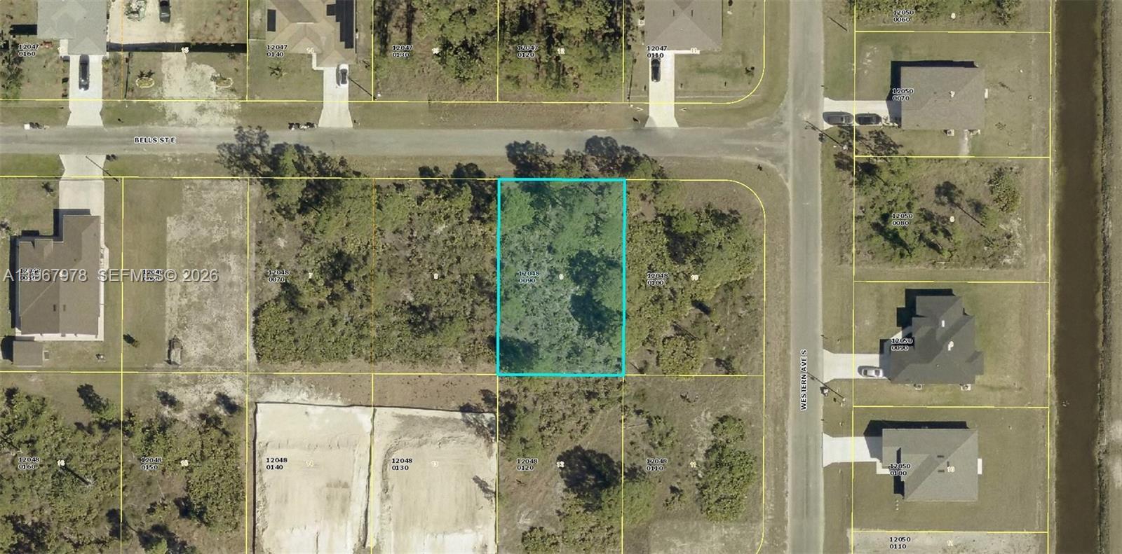 1076 E BELLS ST, Lehigh Acres FL 33974 photo 5
