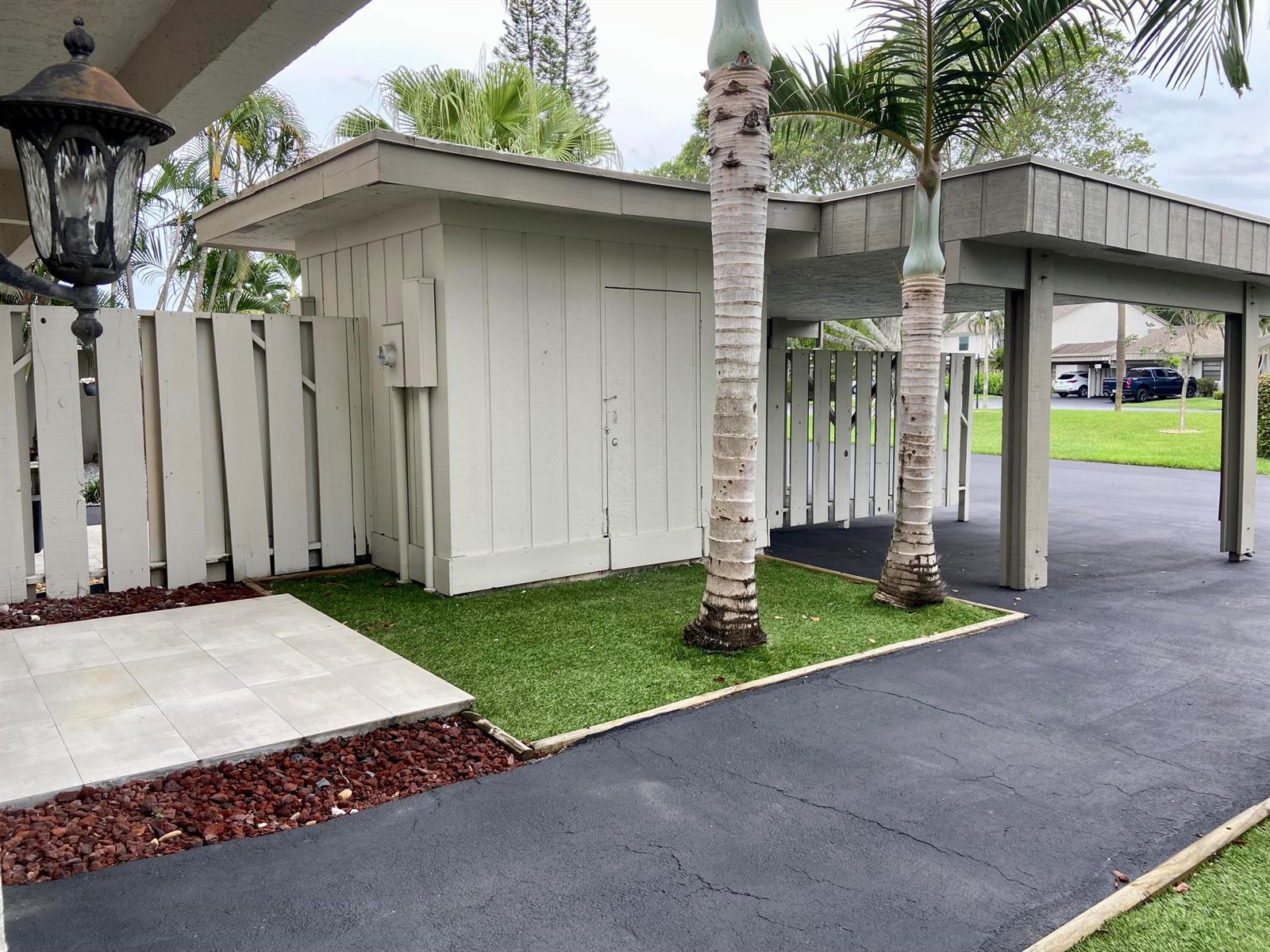 320 Deer Creek Wildwood Lane E, Deerfield Beach FL 33442 photo 3