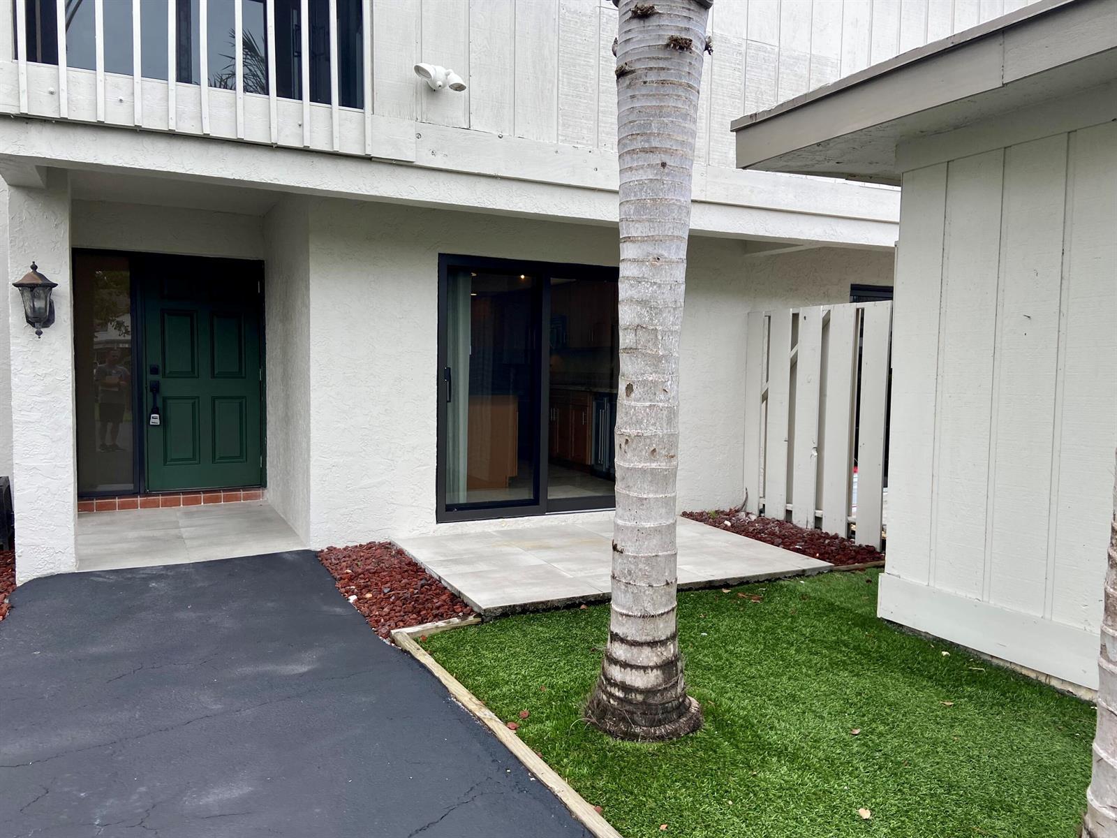 320 Deer Creek Wildwood Lane E, Deerfield Beach FL 33442 photo 4