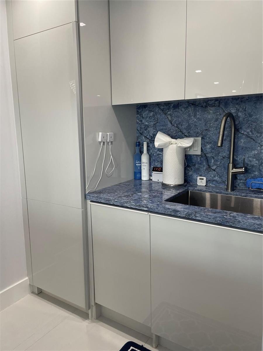 209 N Fort Lauderdale Beach Boulevard # 2d, Fort Lauderdale FL 33304 photo 4