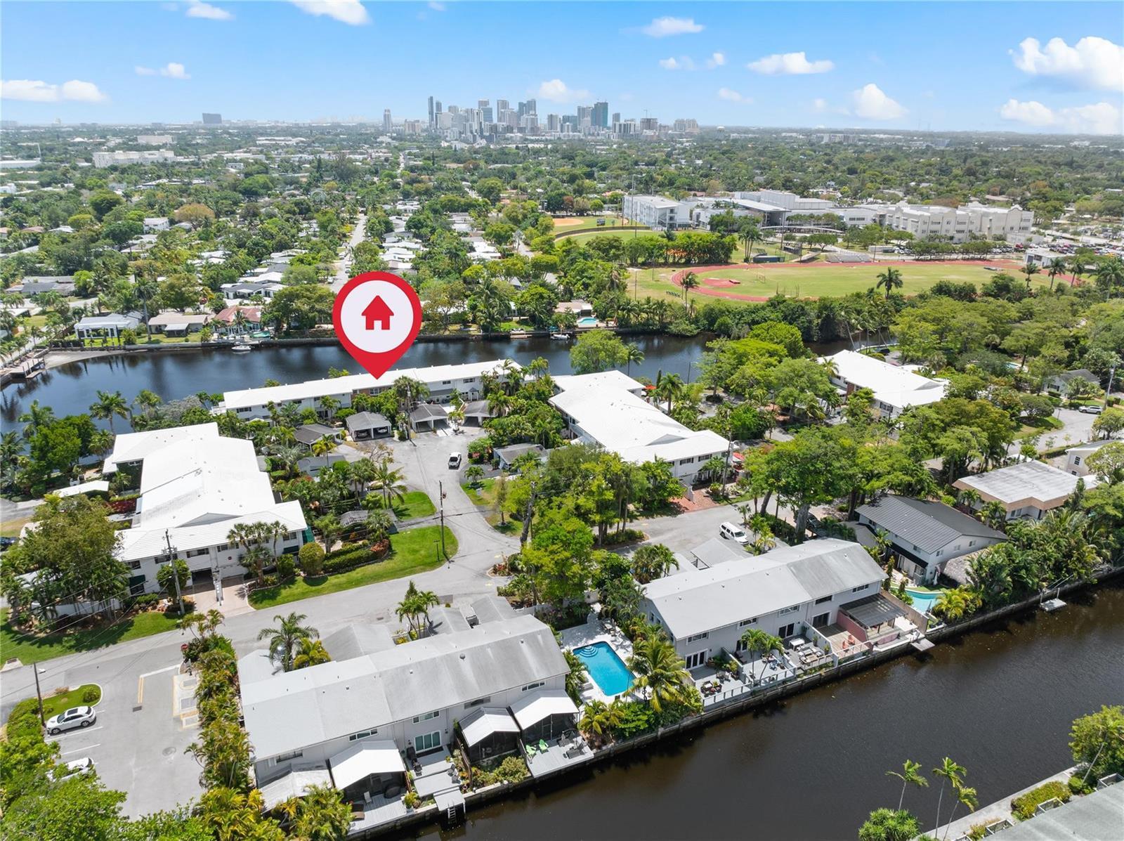 17 Middlesex # 17, Wilton Manors FL 33305 photo 2