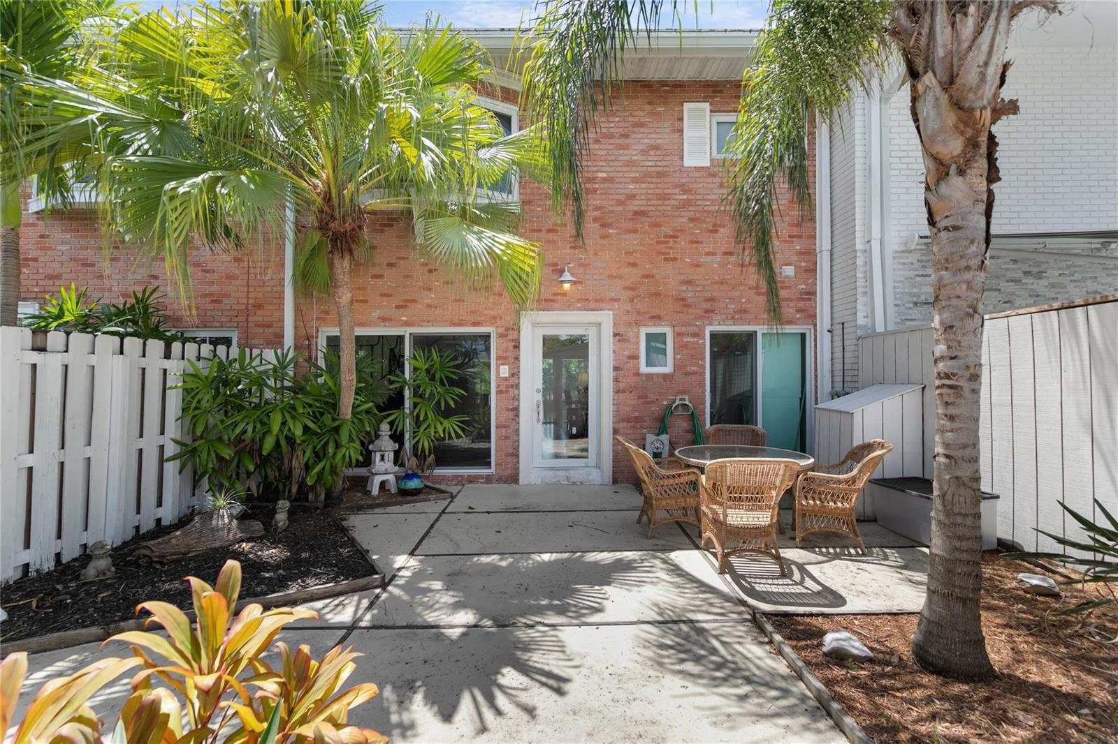 17 Middlesex # 17, Wilton Manors FL 33305 photo 4