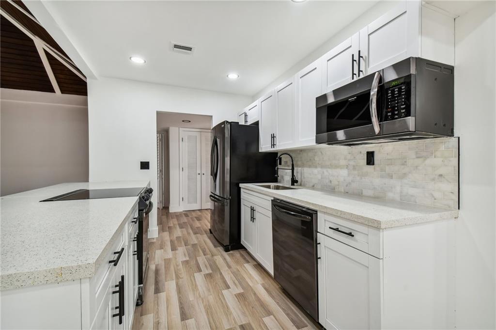 5704 S Travelers Palm, Tamarac FL 33319 photo 4