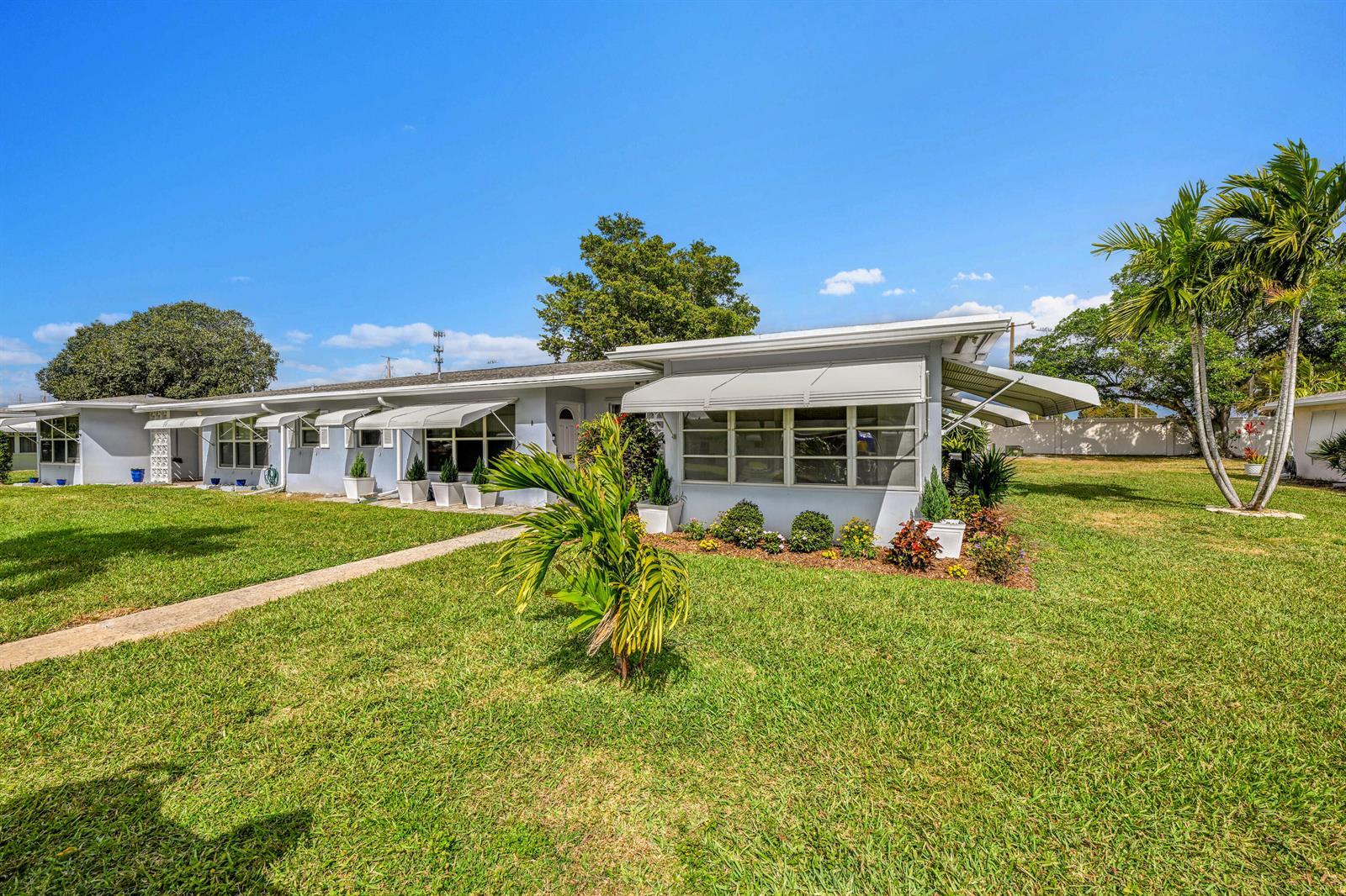 285 Main Boulevard # D, Boynton Beach FL 33435 photo 2