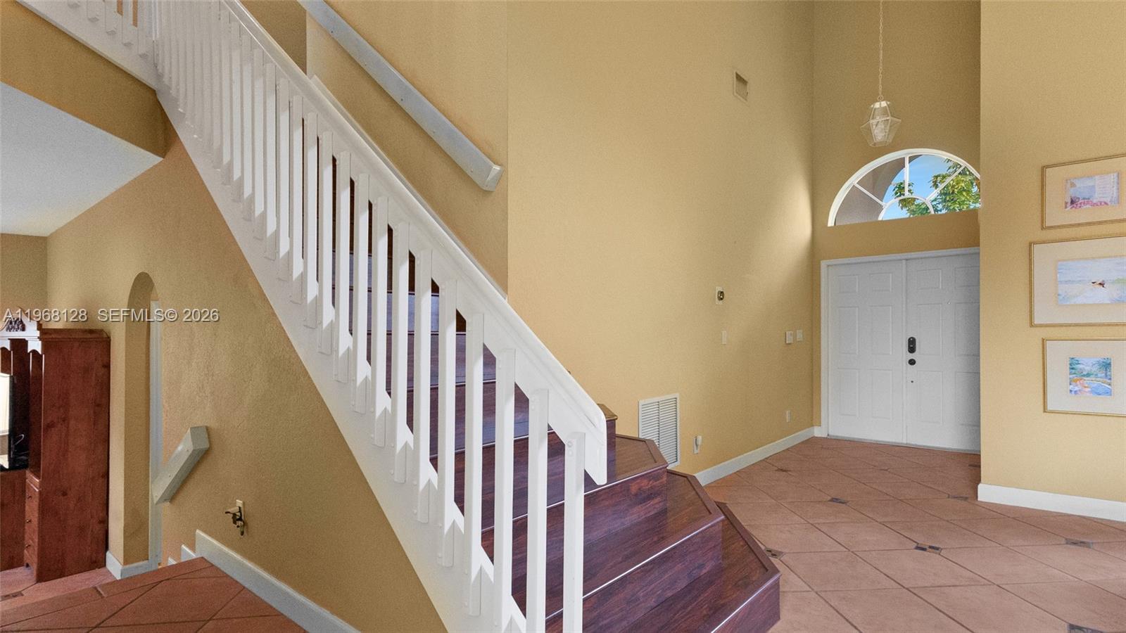 9768 NW 30th St, Doral FL 33172 photo 2