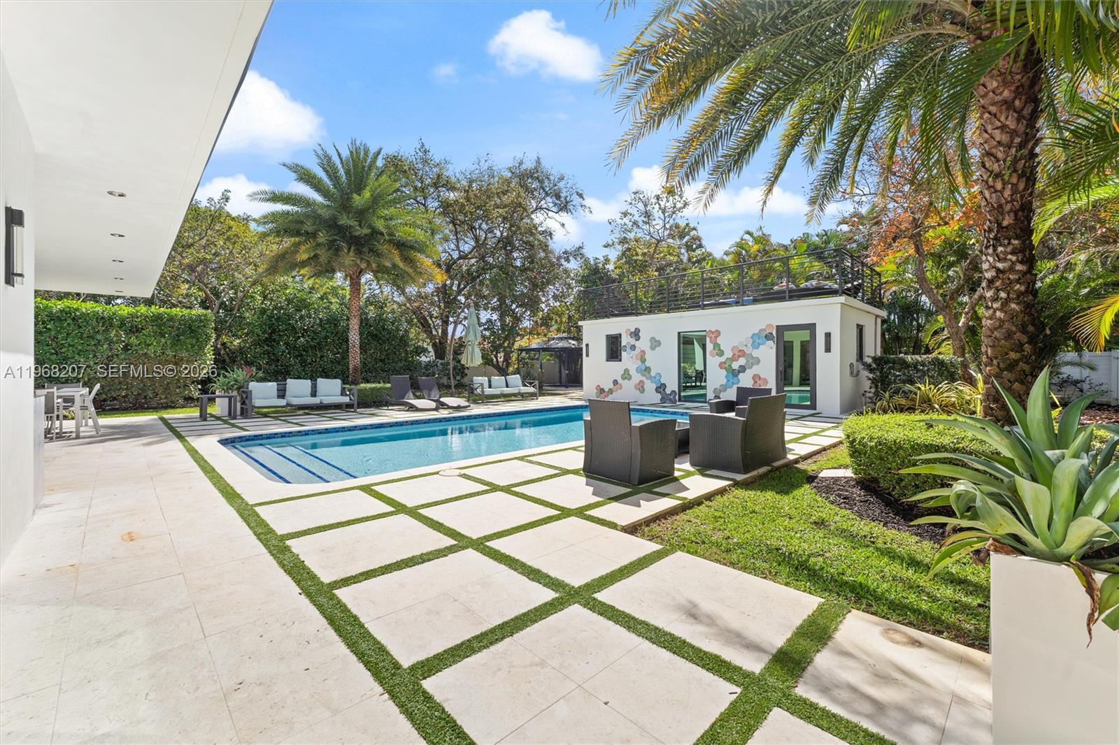 400 NW 24th St, Wilton Manors FL 33311 photo 3