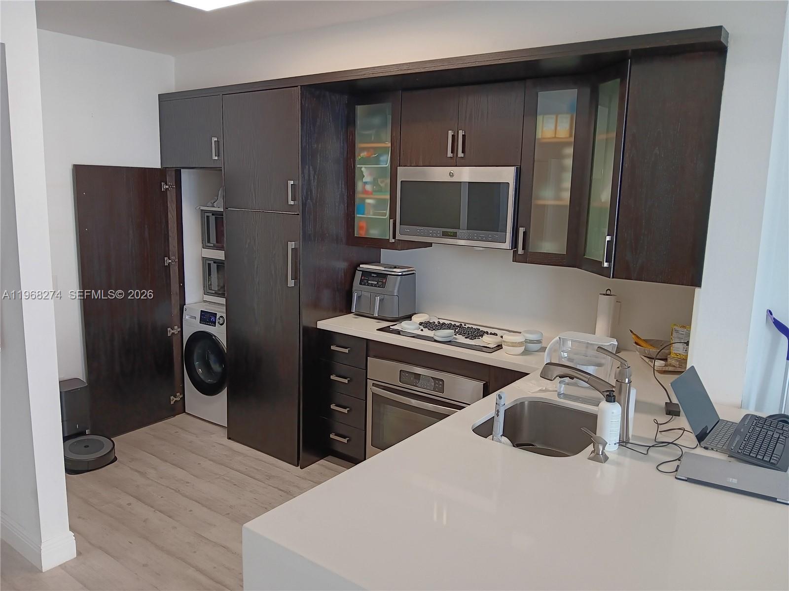 5085 NW 7th St # 1412, Miami FL 33126 photo 2