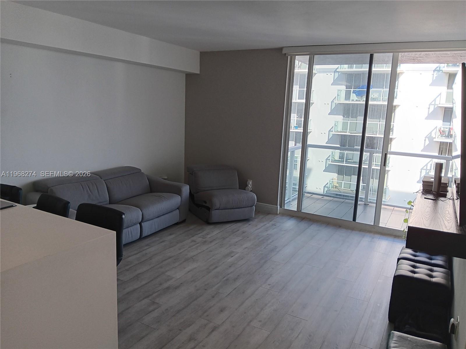 5085 NW 7th St # 1412, Miami FL 33126 photo 5