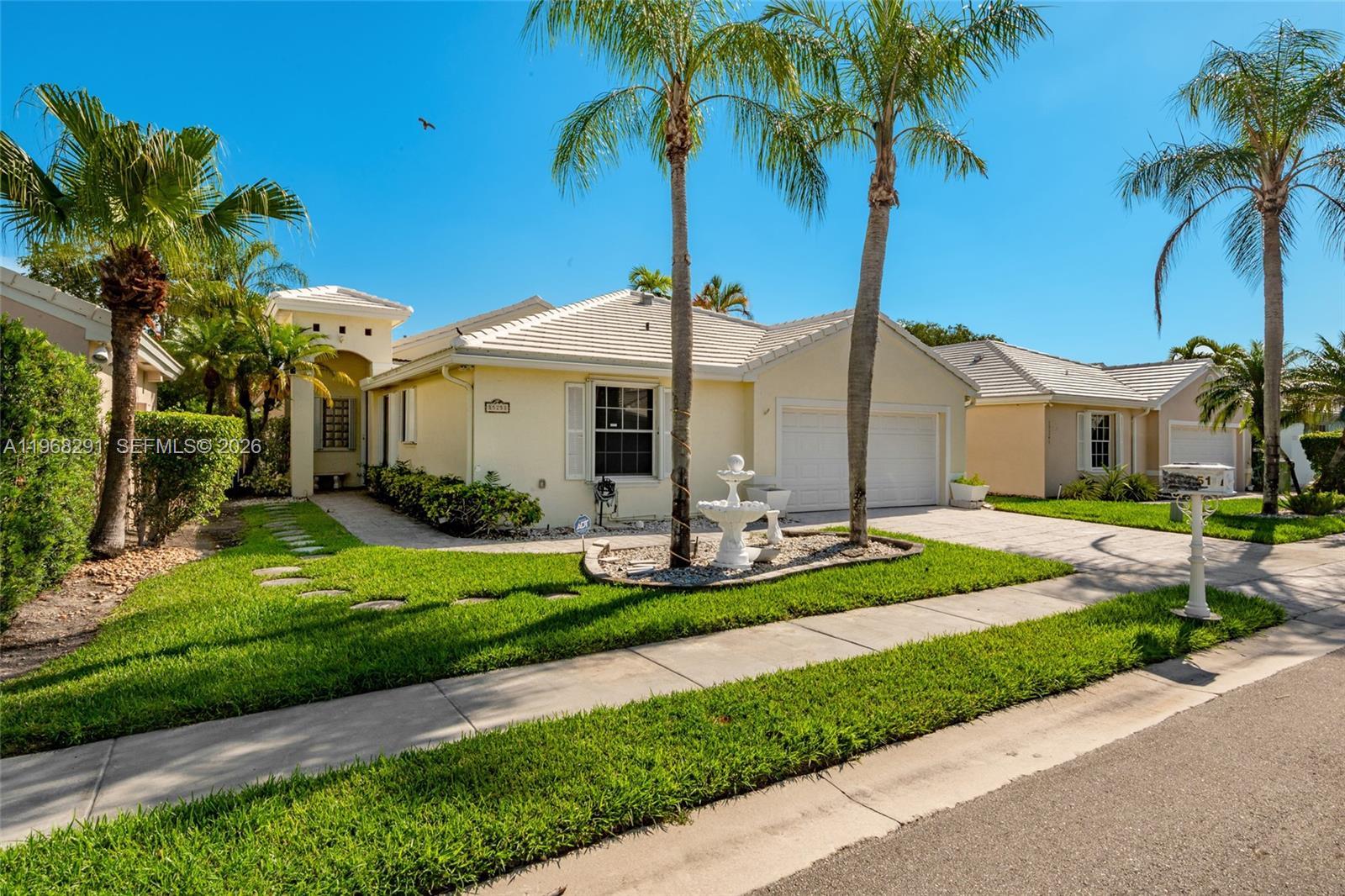 15251 Wilshire Way, Pembroke Pines FL 33027 photo 2