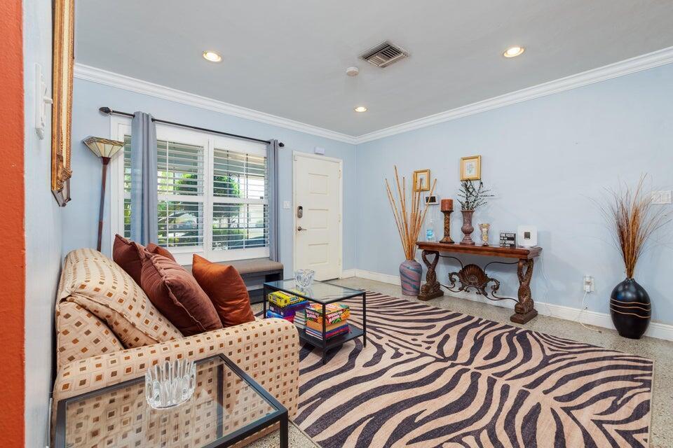 145 SE 3rd Avenue, Boynton Beach FL 33435 photo 5