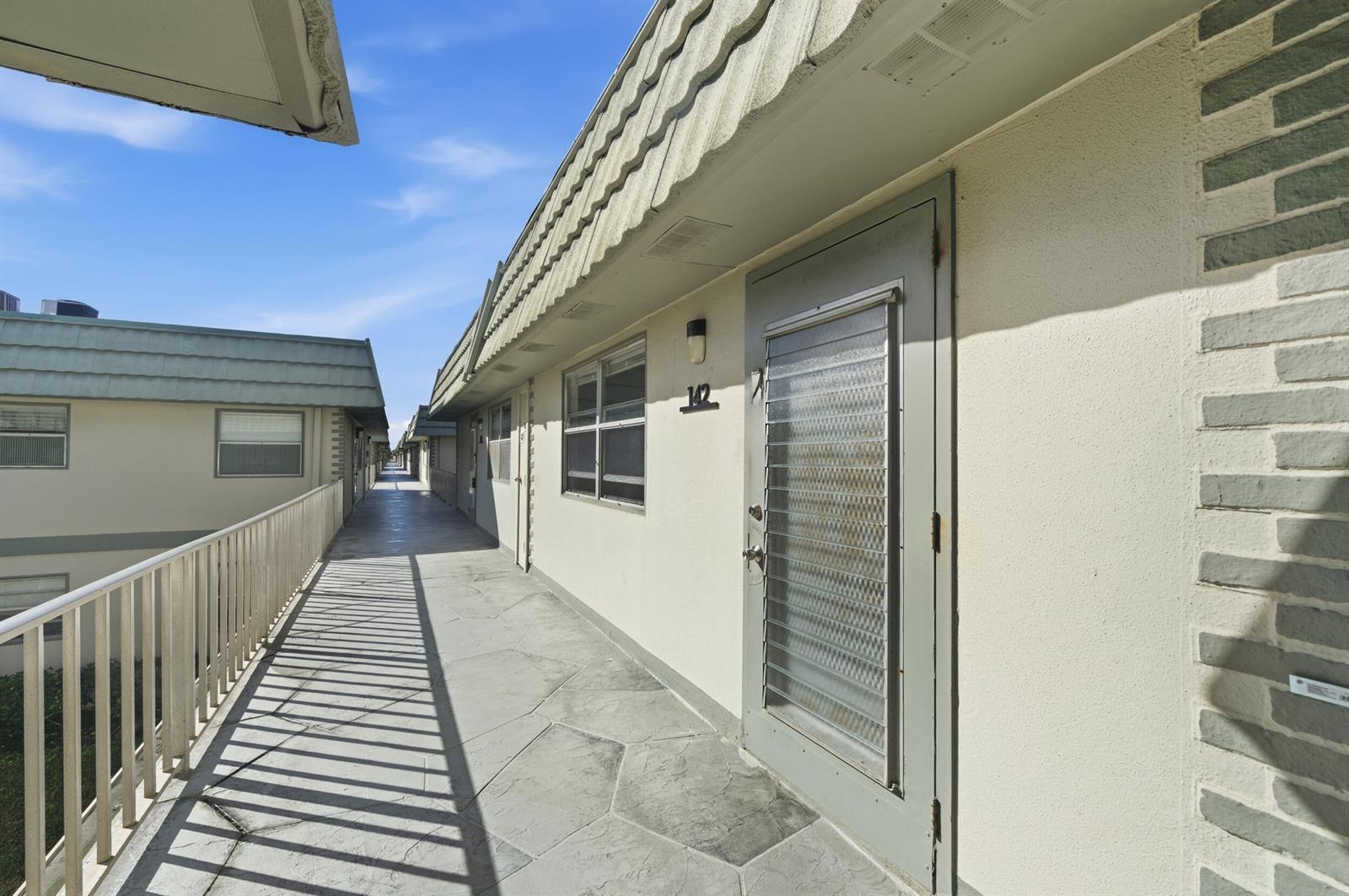 142 Monaco C, Delray Beach FL 33446 photo 3