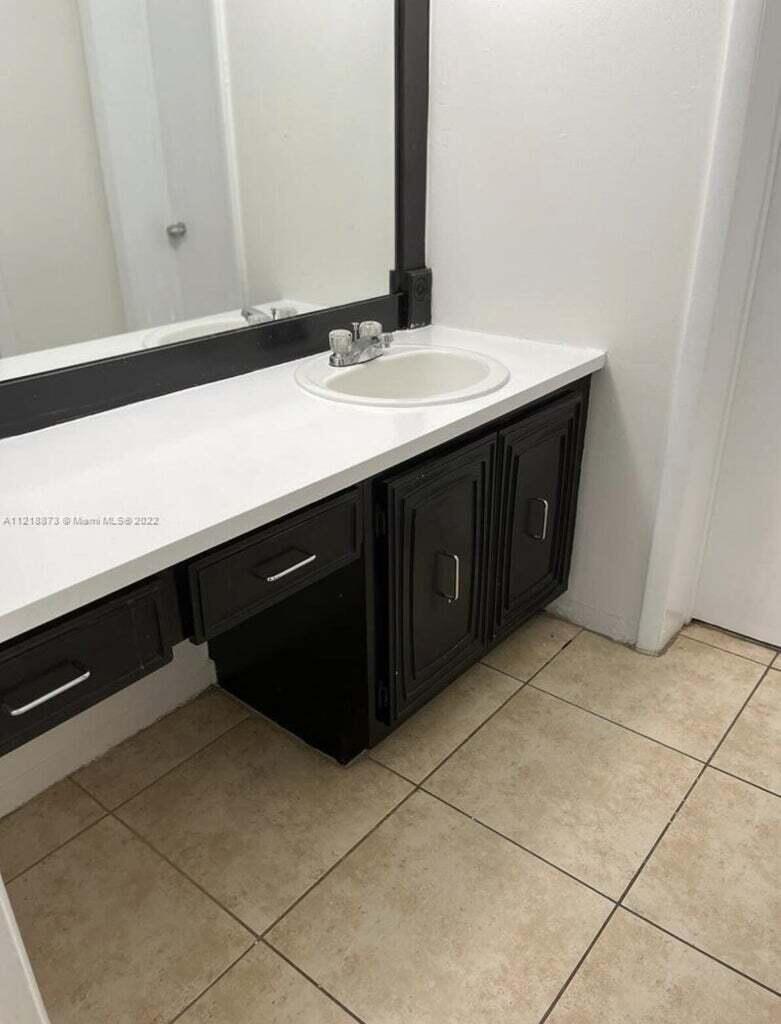484 NW 165th St Road # 211, Miami FL 33169 photo 5