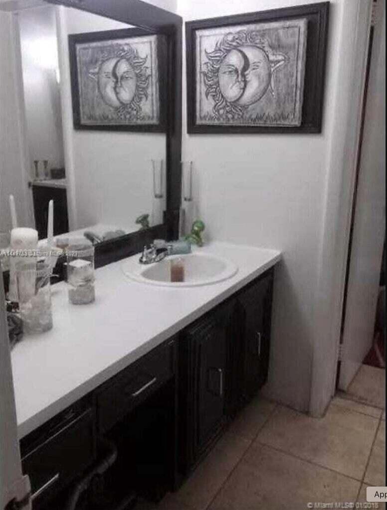 484 NW 165th St Road # 211, Miami FL 33169 photo 4