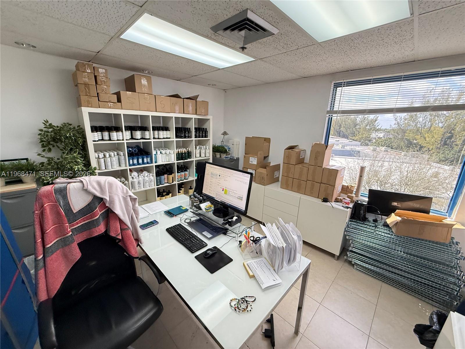 9600 NW 25th St # 5A, Doral FL 33172