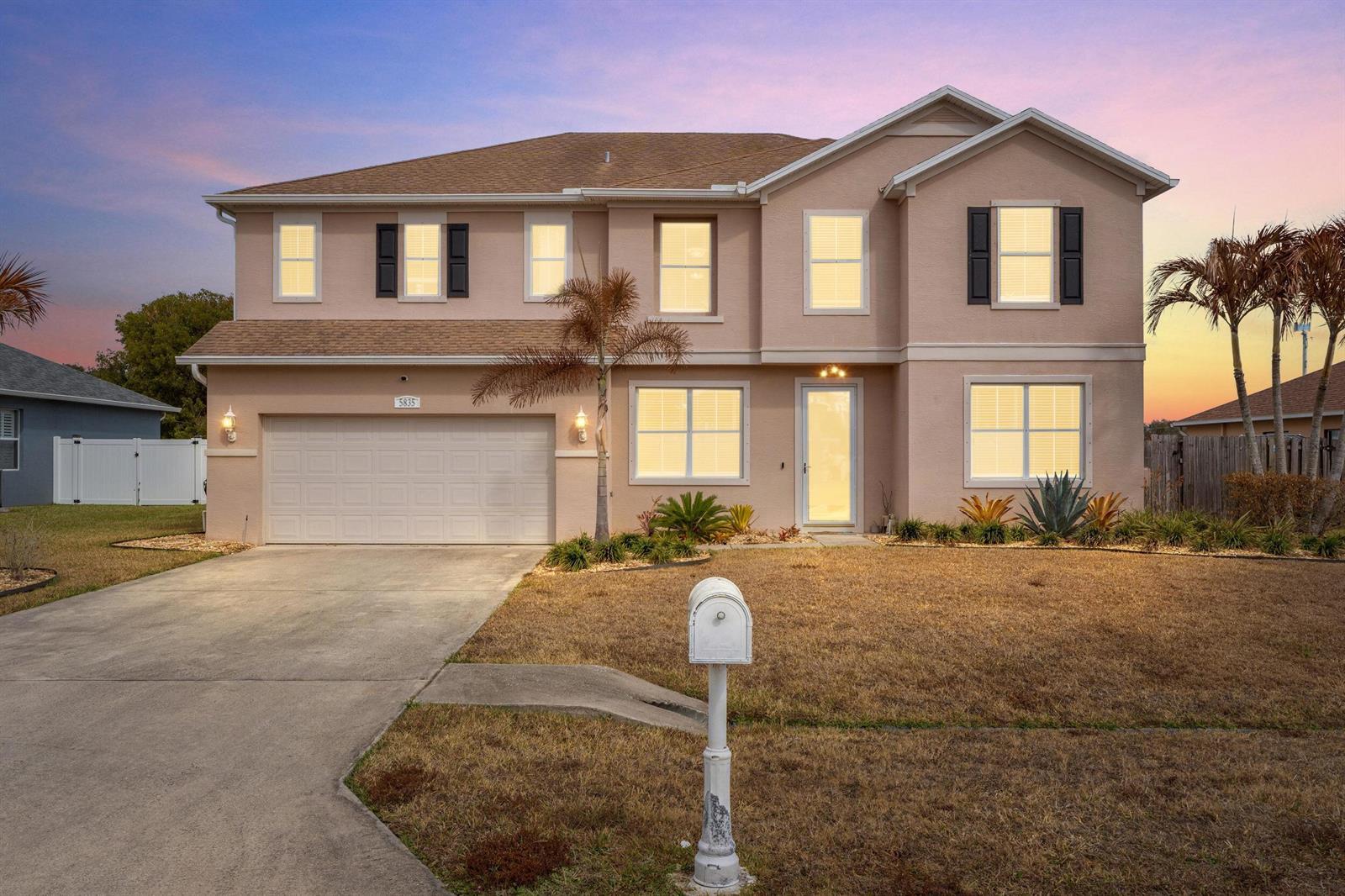 5835 NW Drill Court, Port St. Lucie FL 34986