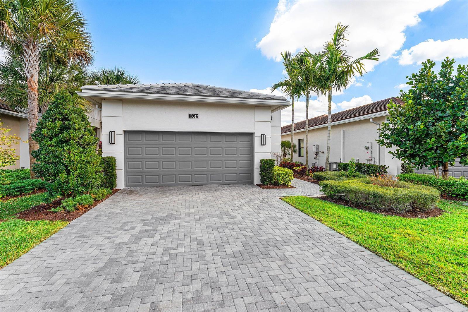 16047 Key Biscayne Lane, Westlake FL 33470 photo 2