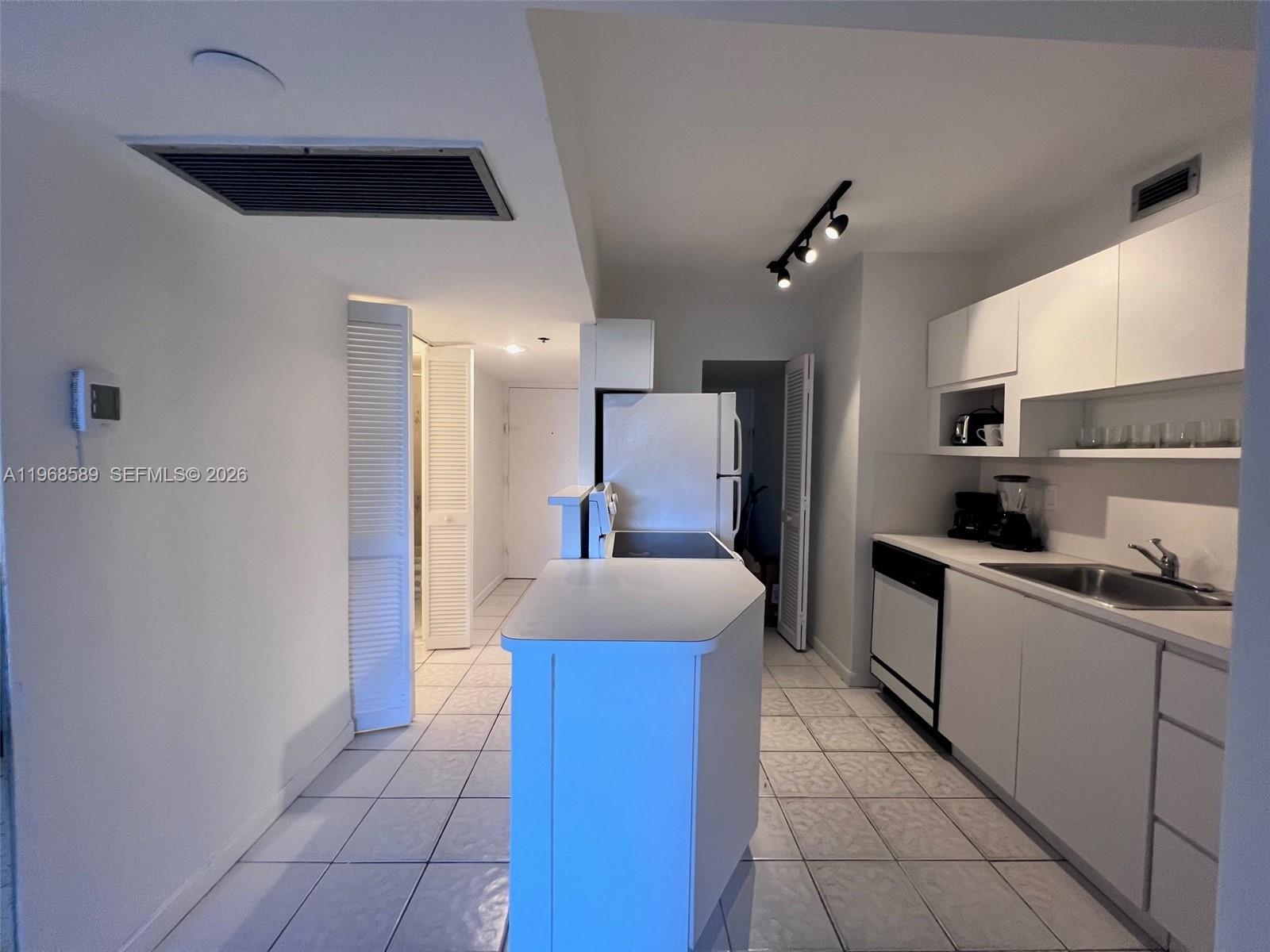 100 Lincoln Rd # 415, Miami Beach FL 33139 photo 5