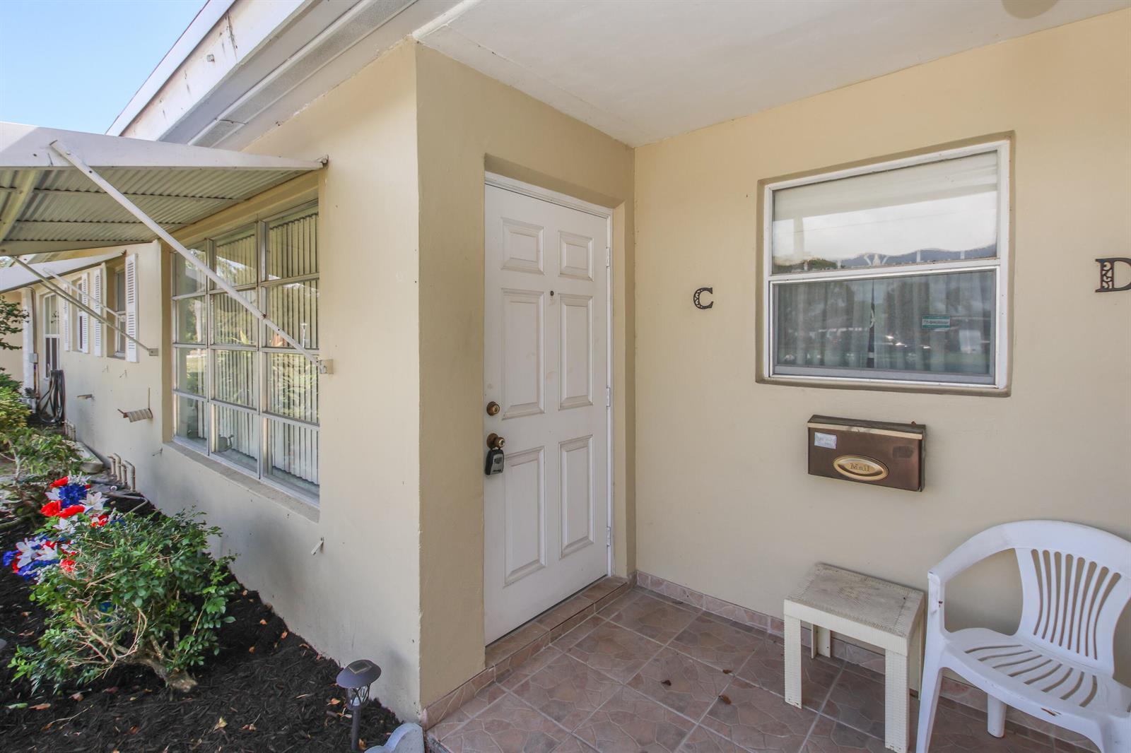 370 High Point Boulevard # C, Delray Beach FL 33445 photo 3