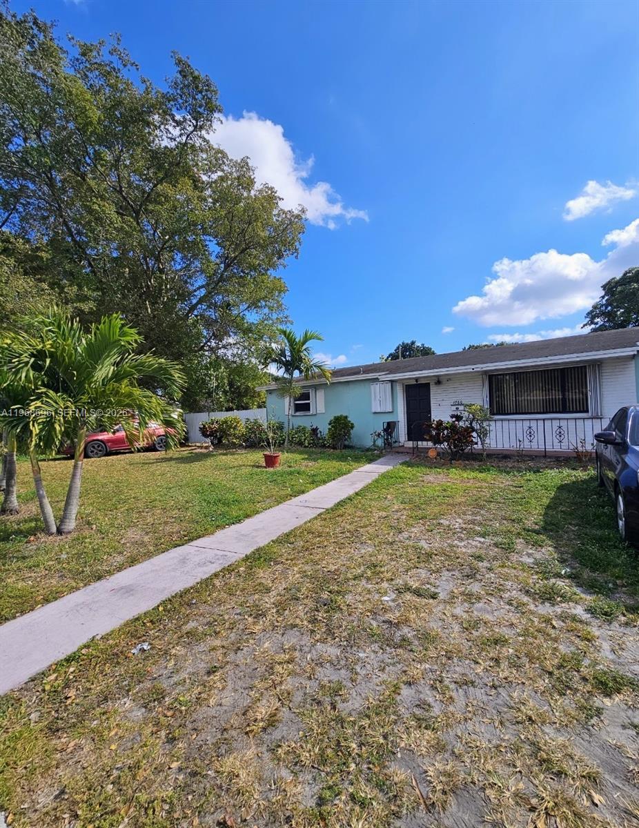 1760 NW 135th St, Miami FL 33167 photo 2
